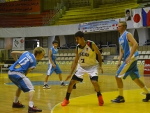 Юные баскетболисты Казахстана вышли в четвертьфинал чемпионата Азии