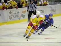 Фоторепортаж с матча ВХЛ «Казцинк-Торпедо» — «Липецк» 4:2