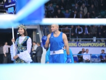 Фоторепортаж с боя чемпионата Мира Иван Дычко — Эрик Пфайфер