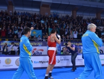 Фоторепортаж с боя чемпионата Мира Мерей Акшалов — Ясниер Толедо Лопес