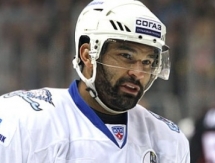 Найджел Доус: «Может отправить Баркера обратно?»