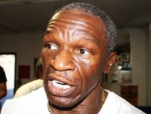 Мейвезер-старший против боя своего сына с Головкиным