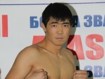 Актилек Жумабекулы не справился с Азизом Абдулвахабовым