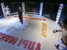 Видео боя «Великой битвы 2» Актилек Жумабекулы — Азиз Абдулвахабов