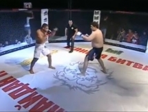 Видео боя «Великой битвы 2» Азамат Баходурзода — Лом Али Медиев