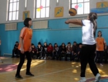 В Шымкенте прошел областной волейбольный турнир среди девушек