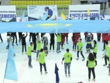 Акцию в поддержку олимпийцев провели в Караганде