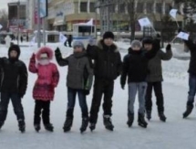 Дети Кокшетау встали на коньки в поддержку олимпийцев