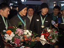 Юные боксеры Шымкента вернулись с чемпионата страны