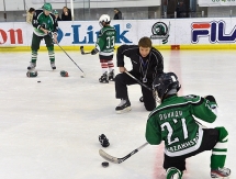 «Бейбарыс» провёл мастер-класс для юных хоккеистов