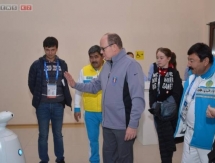 Князь Монако Альбер II посетил казахстанский Дом гостепреимства в Сочи