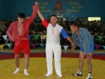 В Актобе военные выявляли лучших самбистов