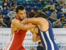 Борцы из Казахстана завоевали две медали на турнире в Париже