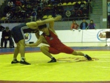 Караганда примет чемпионат РК по вольной и женской борьбе среди юниоров