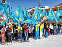 Фото со съемок музыкального клипа, посвященного Денису Тену