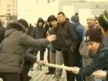 Молодежь Атырау отметила Наурыз состязаниями в национальных видах спорта