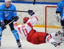 Фоторепортаж с трех матчей серии плей-офф «Иртыш» — «Арыстан» 4:1