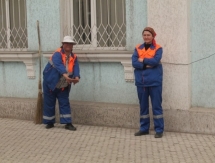 В Шымкенте чиновники отметили день здоровья массовой зарядкой 