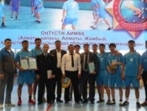 В Кызылорде финполовцы четырех областей страны устроили волейбольный турнир 