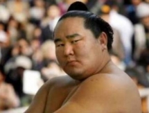 Первый ёкодзуна 21 века намерен развивать сумо в Алматы