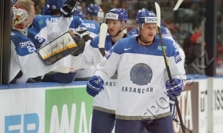 Казахстан сохранил 17-ю строчку рейтинга IIHF