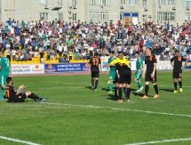 Фото с матча Премьер-Лиги «Атырау» — «Шахтер» 3:2