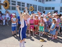 В Темиртау провели мастер-класс по пауэрлифтингу и тяжелой атлетике