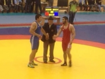 Определились чемпионы Казахстана по вольной борьбе в четырех весовых категориях