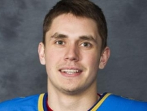 Константин Савенков продолжит карьеру в КХЛ