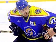 Никита Ковзалов и Евгений Болякин остаются в «Алматы»