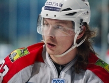 Воспитанник Усть-Каменогорска Александр Головин продолжит выступать за ТХК