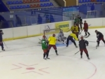 Видео первой тренировки «Арыстана» на льду