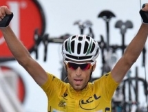 Нибали стал шестым гонщиком, победившим на трех Гранд-турах