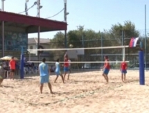 В Актау стартовал турнир по пляжному волейболу среди инвалидов