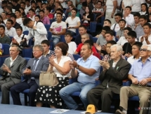 Рыпакова пожелала преподавателям своей альма-матер набраться терпения