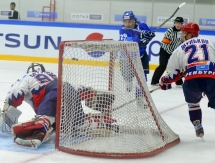 Фоторепортаж с матча МХЛ «Снежные Барсы» — «Белые Тигры» 5:3