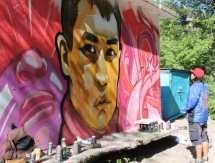 Вслед за Головкиным алматинские граффитисты нарисовали Сапиева