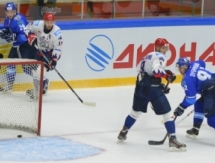 Фоторепортаж с матча МХЛ «Снежные Барсы» — «Белые Тигры» 5:3