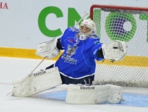 «Снежные Барсы» уступили «Стальным Лисам»