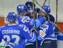 «Снежные Барсы» вырвали победу у «Олимпии» в овертайме