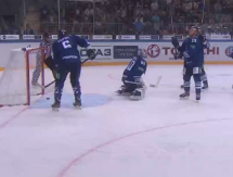 Видеообзор матча КХЛ «Адмирал» — «Барыс» 4:2