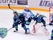 Фоторепортаж с матча КХЛ «Югра» — «Барыс» 1:2