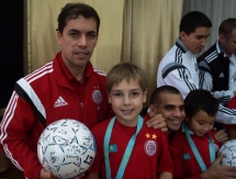 «Кайрат» посетил гимназистов