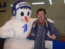 Станиславу Сарсекову — 45