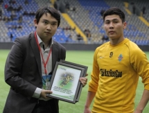 Исламхан получил свои дипломы