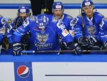 «Снежные Барсы» вновь уступили «Кристаллу»