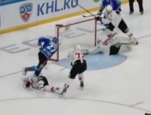 Сейв в матче «Барыс» — «Металлург» вошел в Топ-10 лучших сейвов недели КХЛ