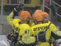 «Сарыарка», обыграв «Сокол», снова вышла на первое место в ВХЛ