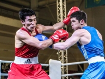 Фоторепортаж с полуфинальных боев чемпионата Казахстана по боксу 