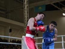 Фоторепортаж с финальных боев чемпионата Казахстана по боксу